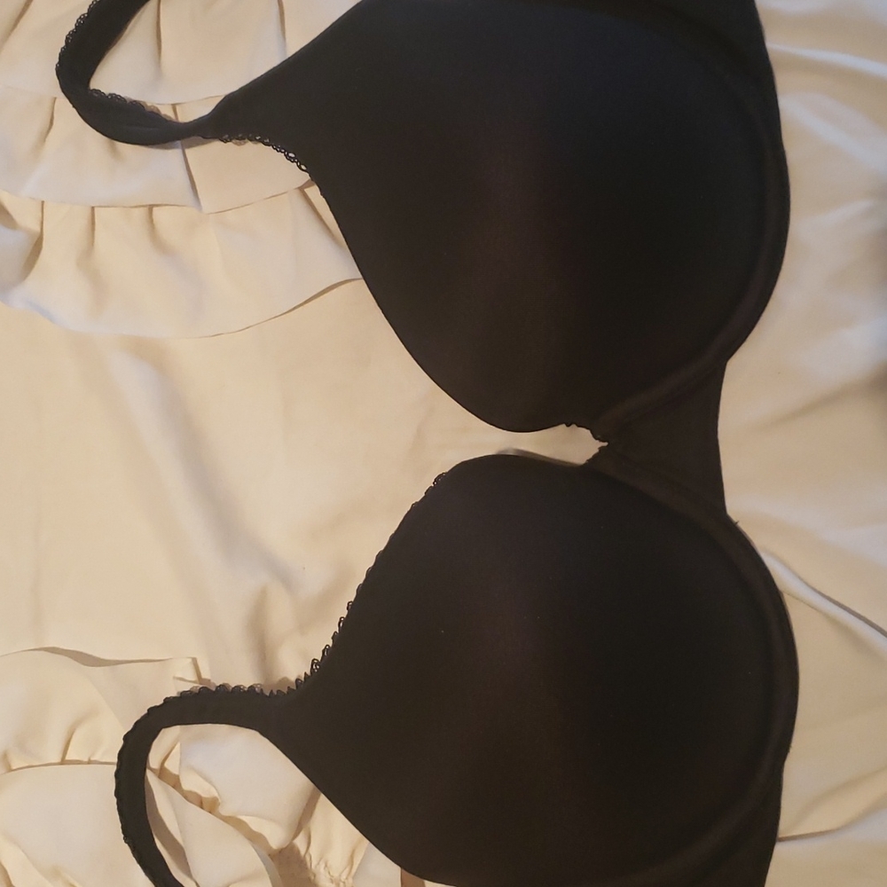 Body by Victoria black bra.  Size 34DD